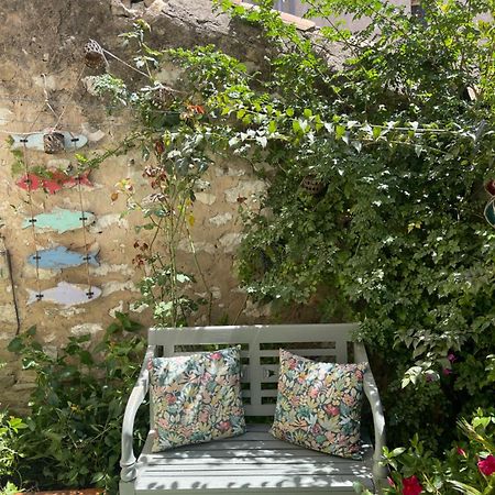 Petit Patio - 2 Chambres - Centre Ville - Climatisation 卡西斯 外观 照片